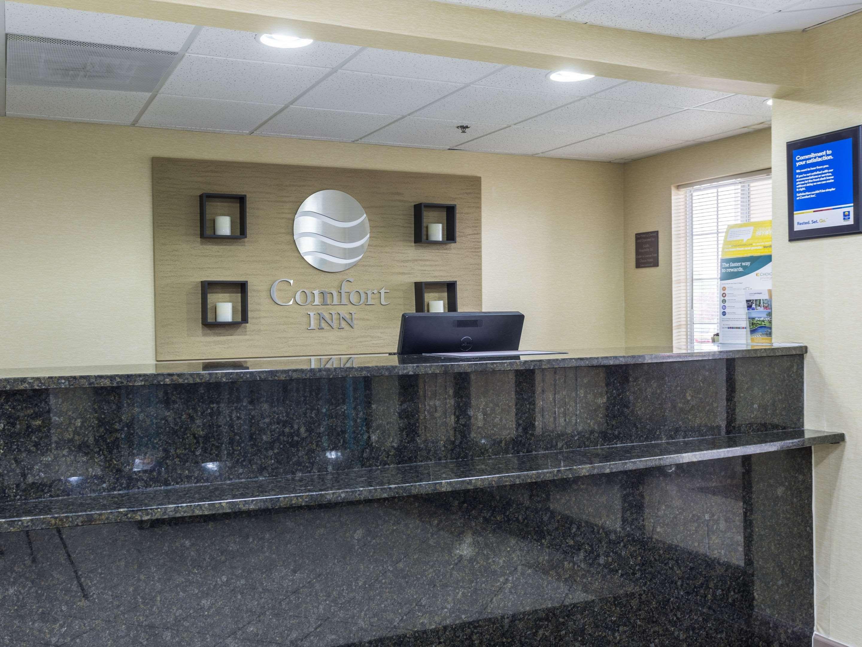 Comfort Inn Decatur Priceville Exteriör bild
